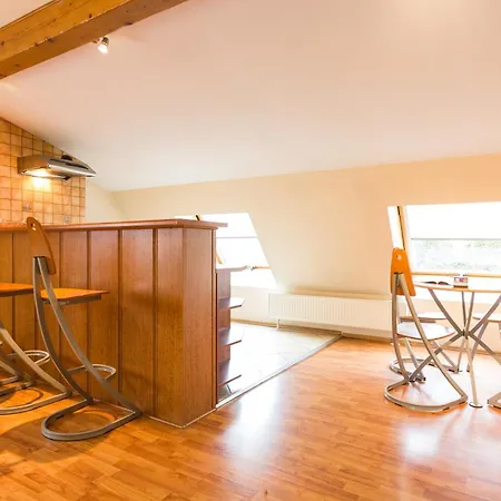 Apartment Aparthouse