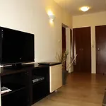 Apartament Aparthouse *